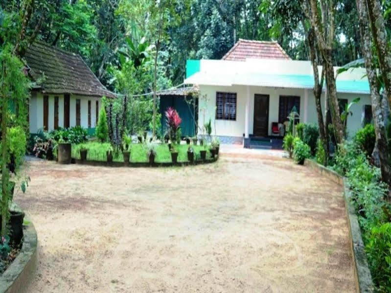 Kuttickattil Gardens *